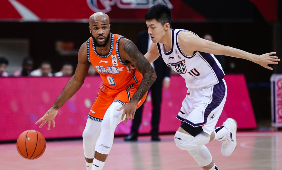 上海申花手感冰凉备战法国杯芝加哥公牛强势反弹备战CBA季后赛，媒体一致点评：法兰克福集结日手感冰凉的简单介绍